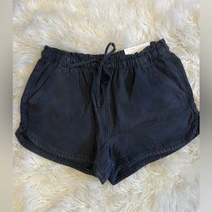 America Eagle women’s shorts